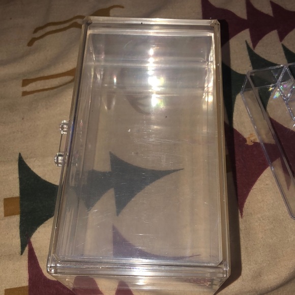 Makeup storages❤️✊🏽 - Picture 9 of 15